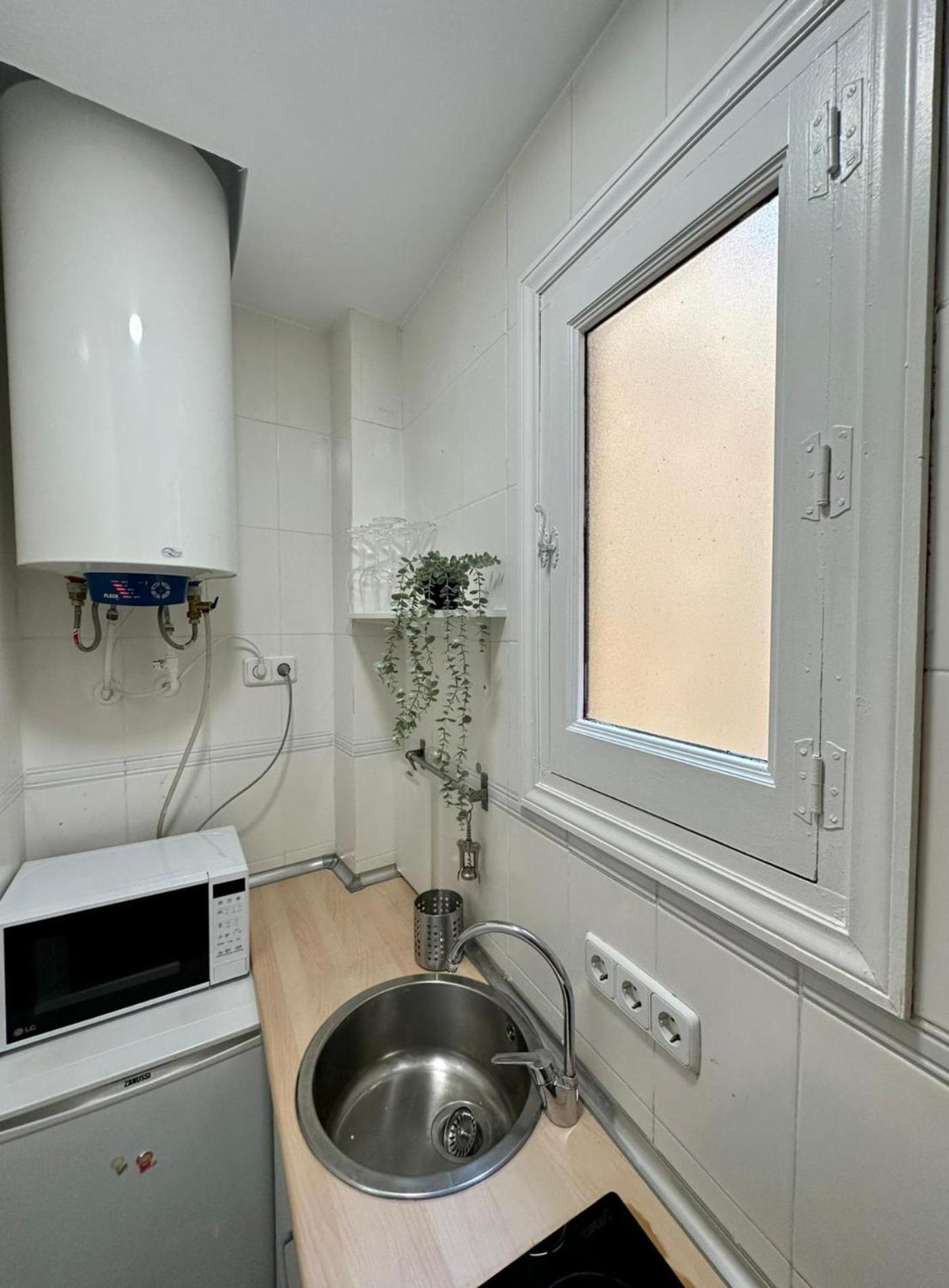 Central Loft Para 3Pax En Huertas-Cortes มาดริด ภายนอก รูปภาพ